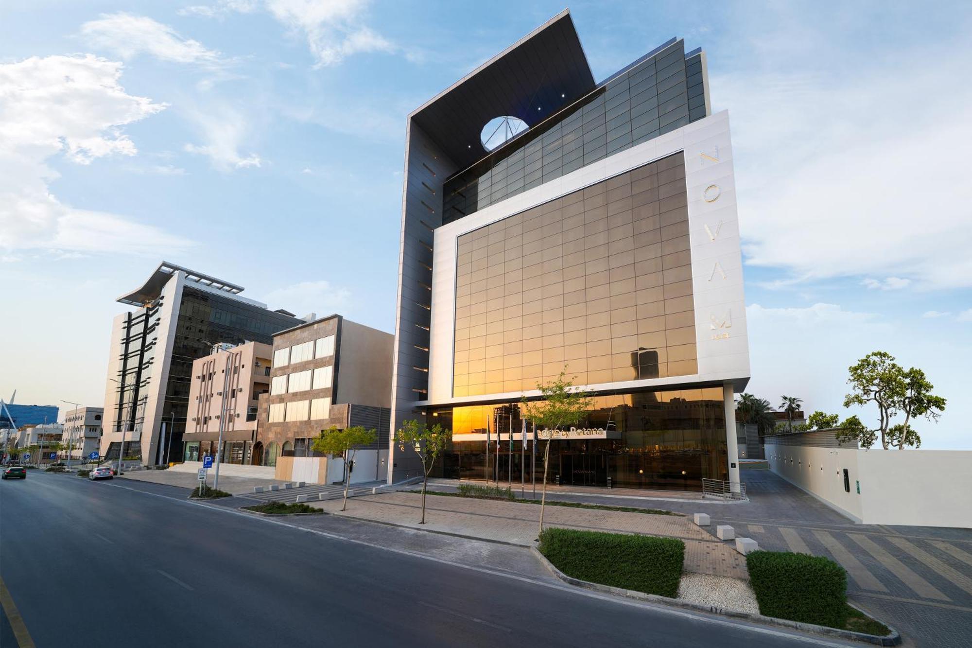 Nova M Hotel, Edge By Rotana Riad Exterior foto